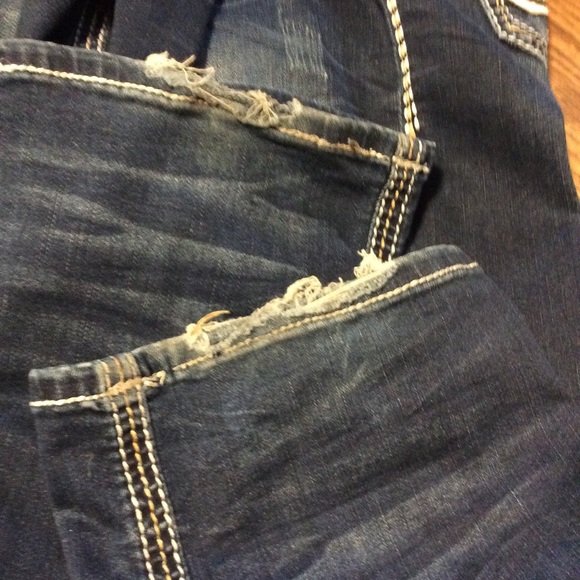 Affliction Blake jeans 31x33-measured waist is 32 - Picture 5 of 6